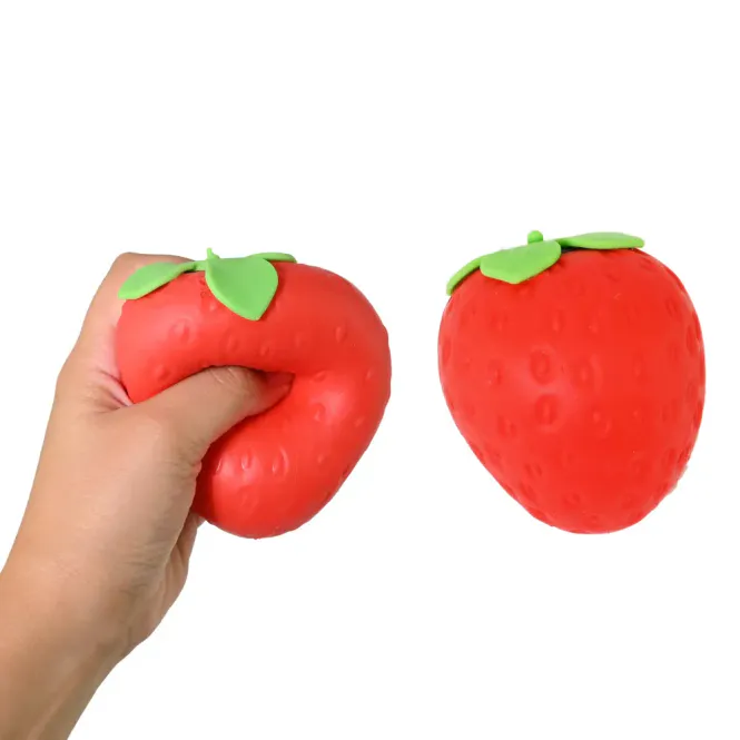 Hovedbilde SQUEEZE STRAWBERRY 8cm