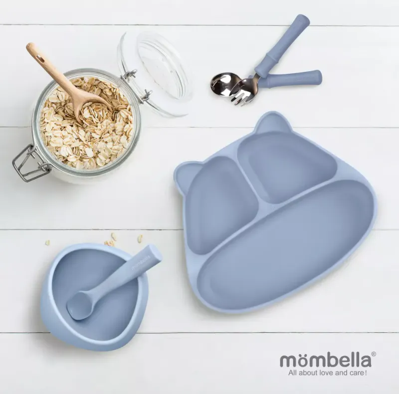 MOMBELLA PANDA SILIKON TALLERKEN MED SUGEFOT - LYS BLÅ